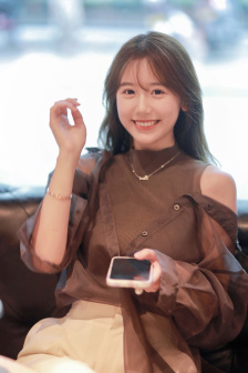 妈妈给了傻儿子